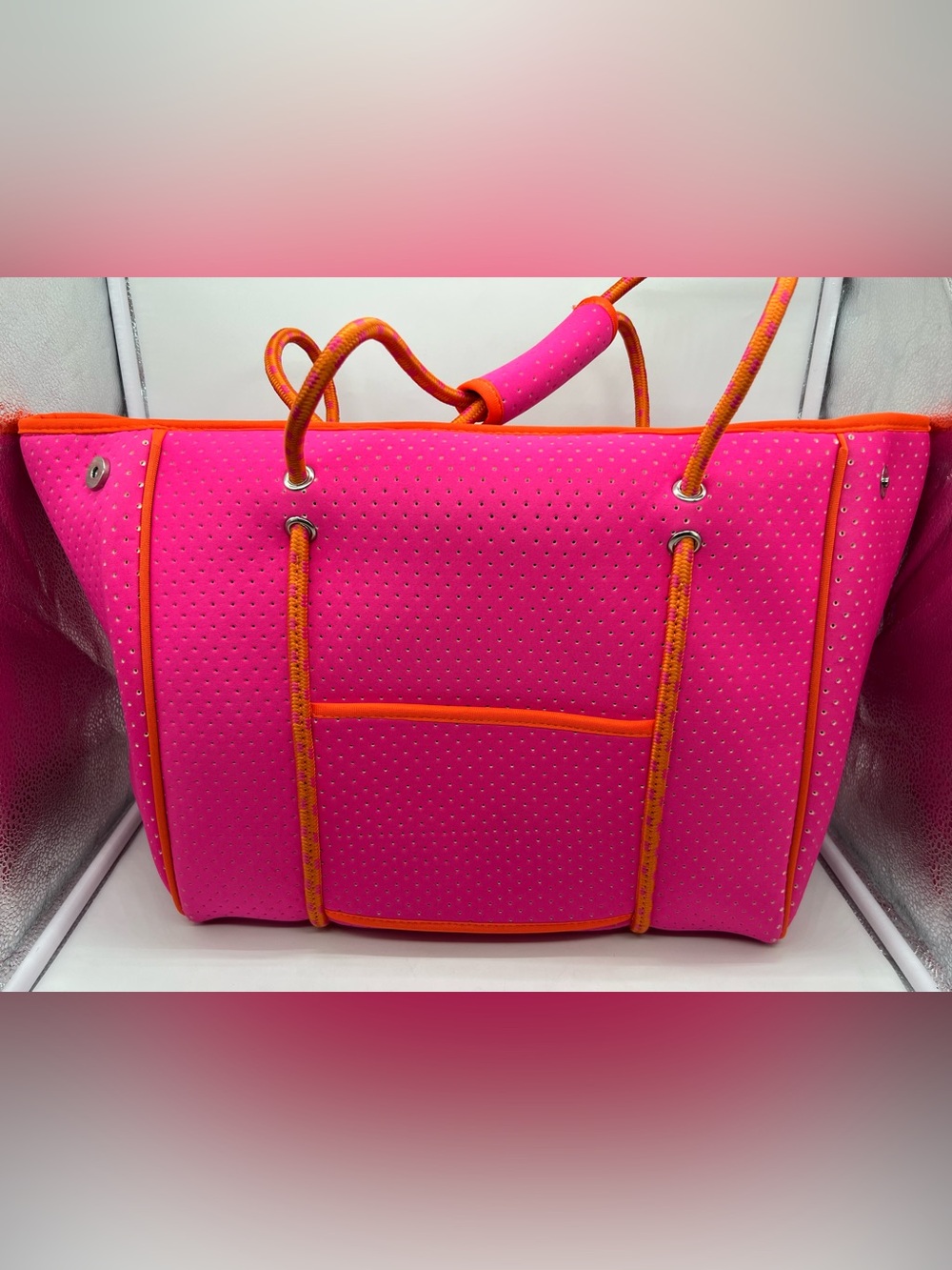 NWT BAG & BOUGIE x SABICHIC Pink Orange Perforated Neoprene Washable Tote Bag - Picture 4 of 12
